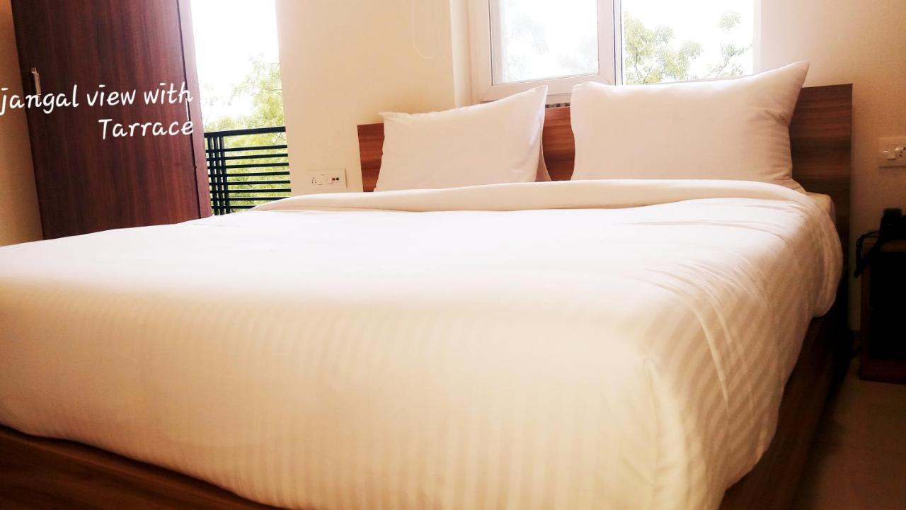 Hotel Oxus Divisione di Divisione di Jaipur Esterno foto